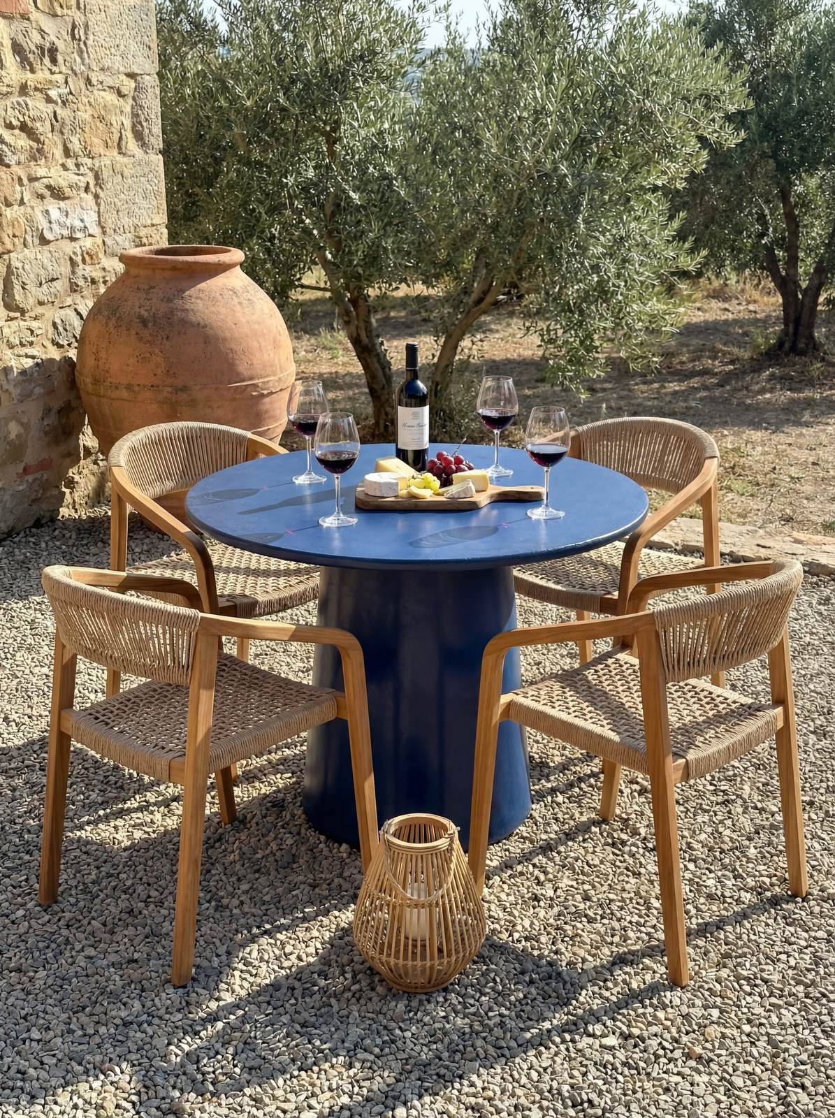Orbit Table in Glossy Navy Blue | Grid Design