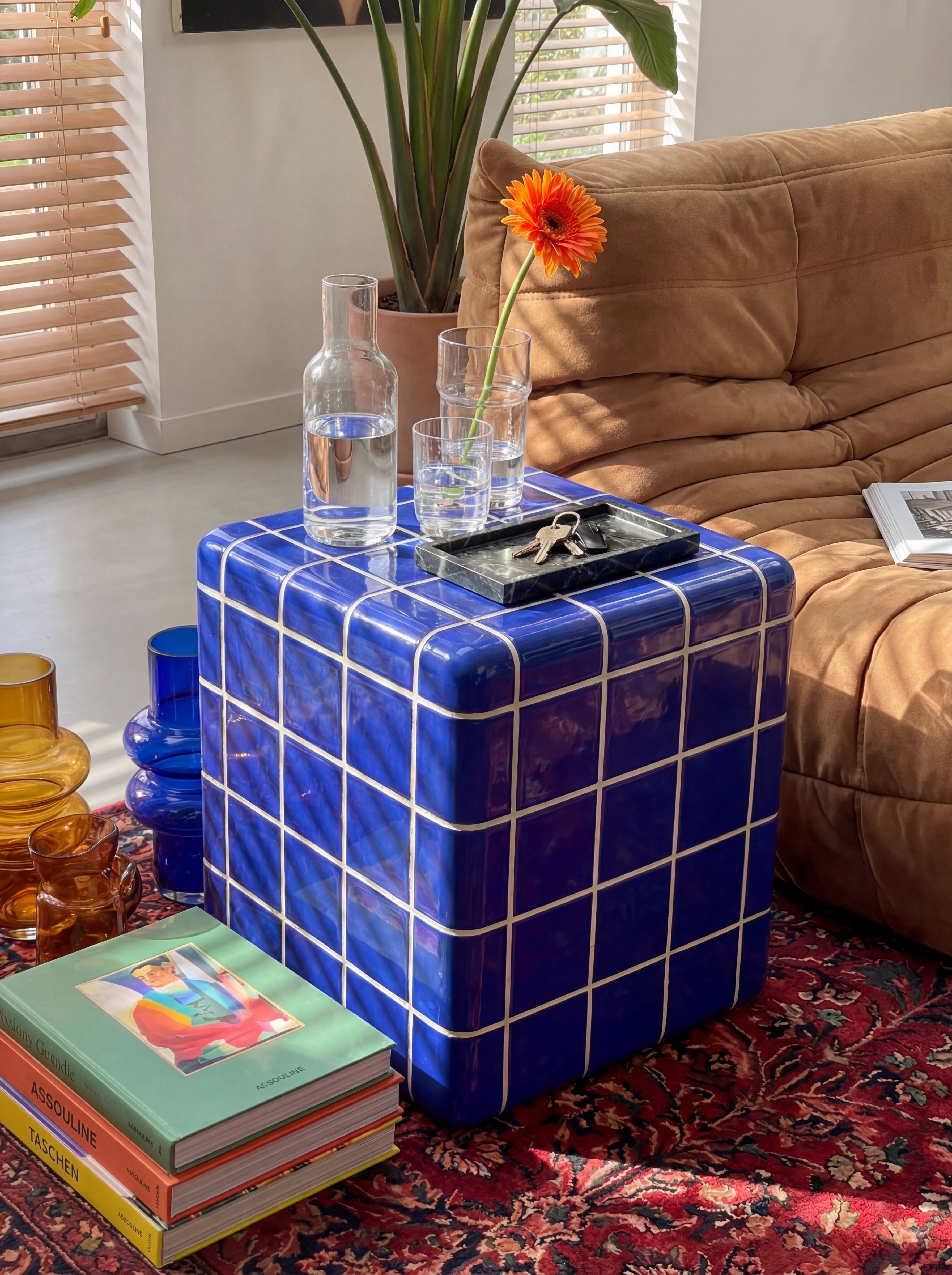 Mellow Side Table
