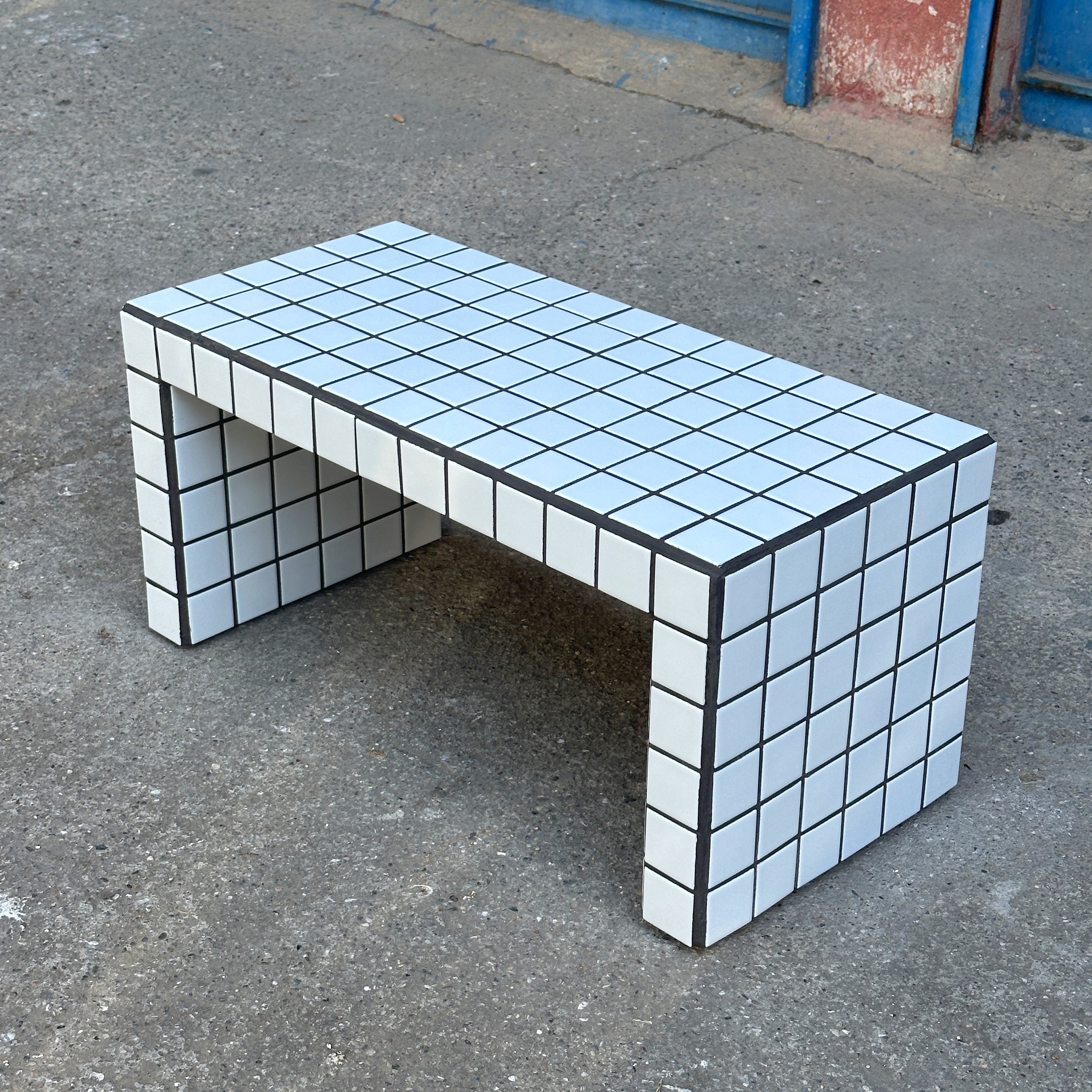 Vividus Coffee Table