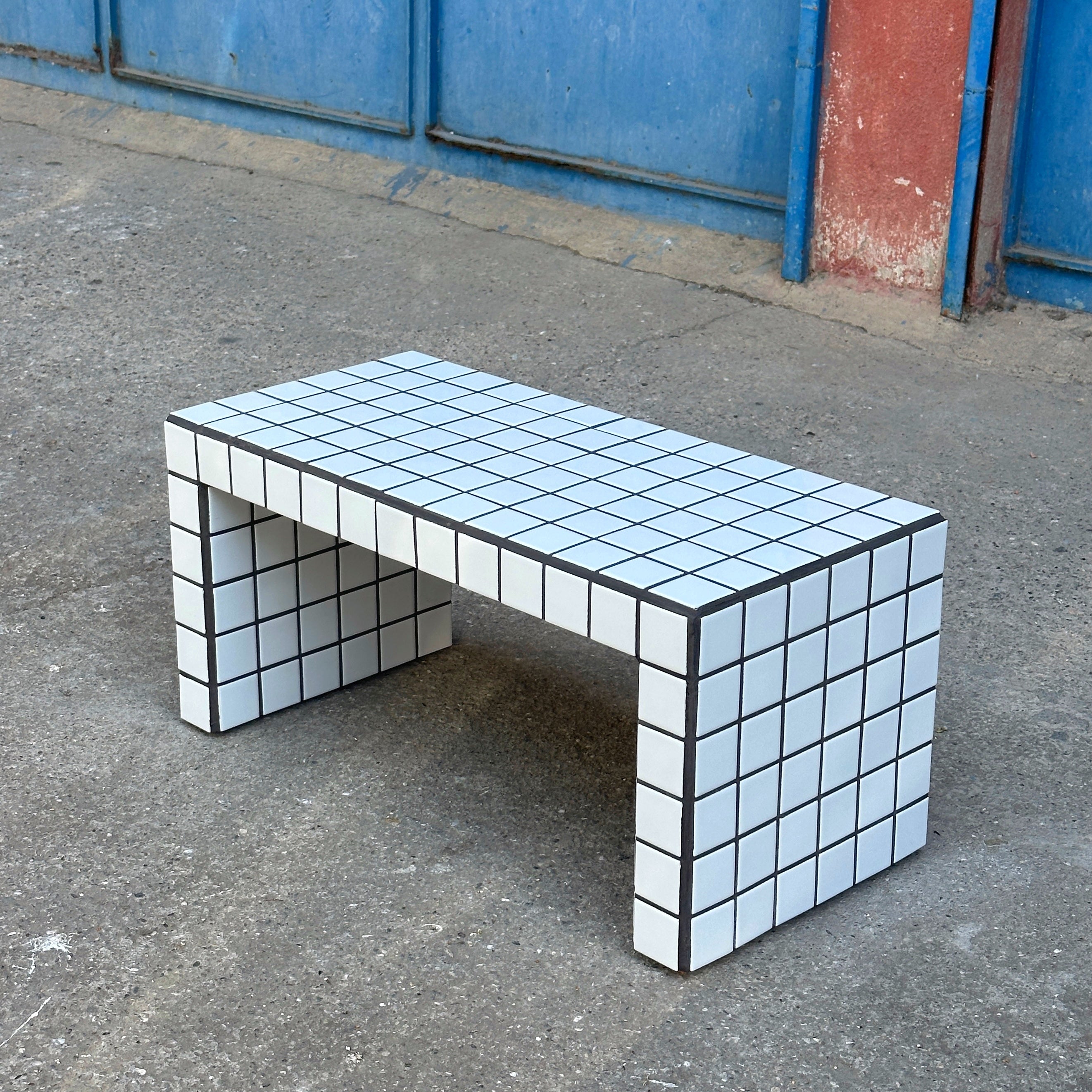 Vividus Coffee Table