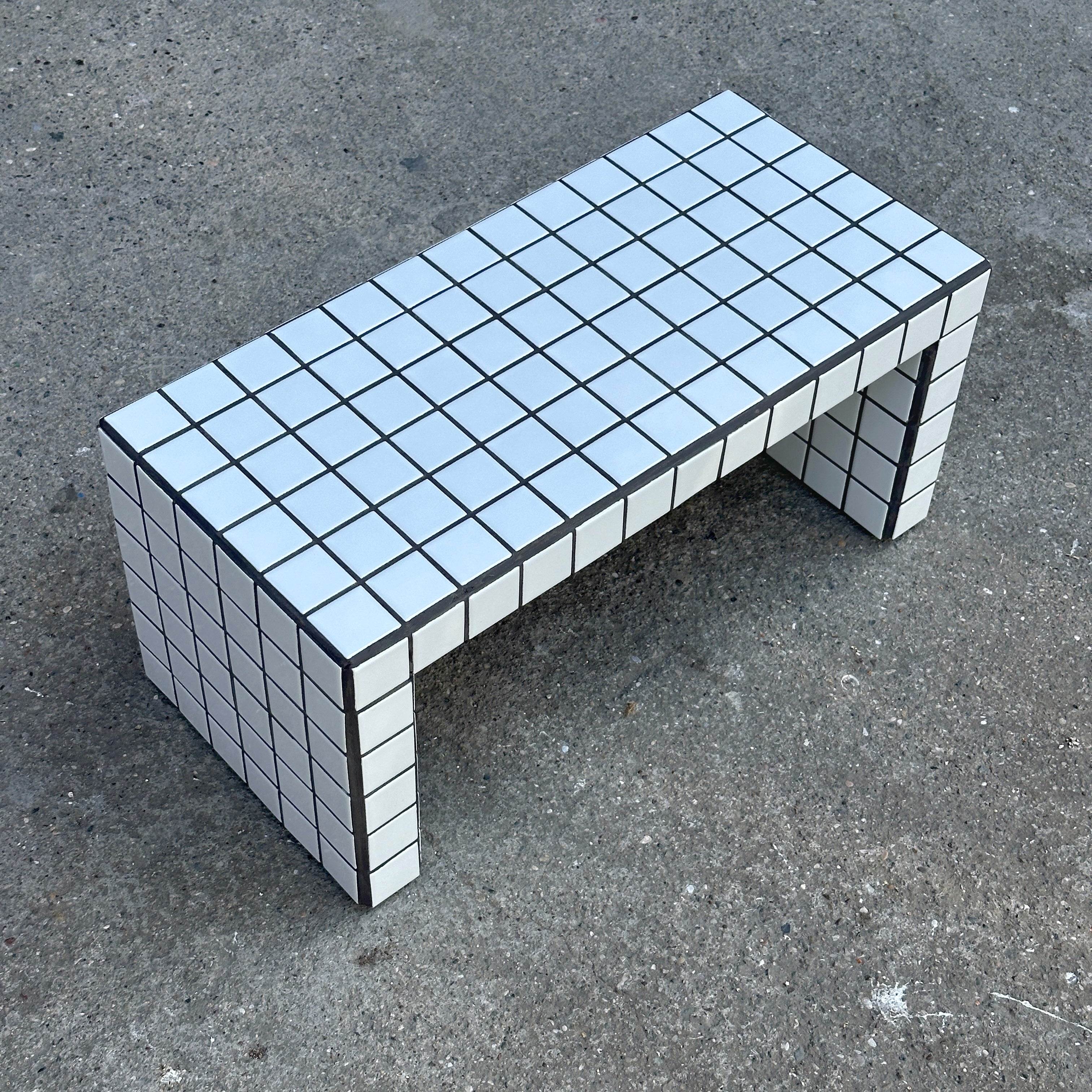 Vividus Coffee Table
