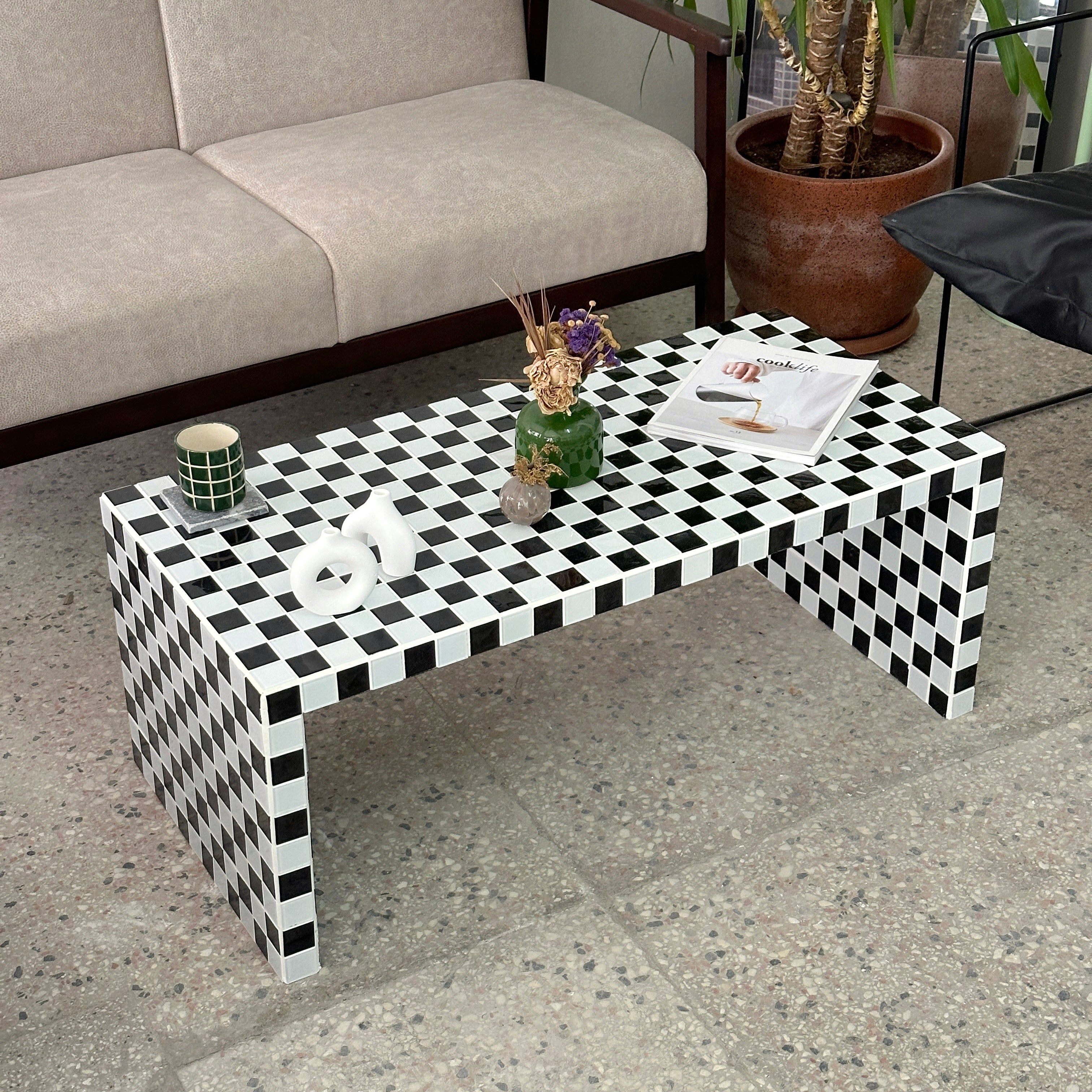 Vividus Coffee Table