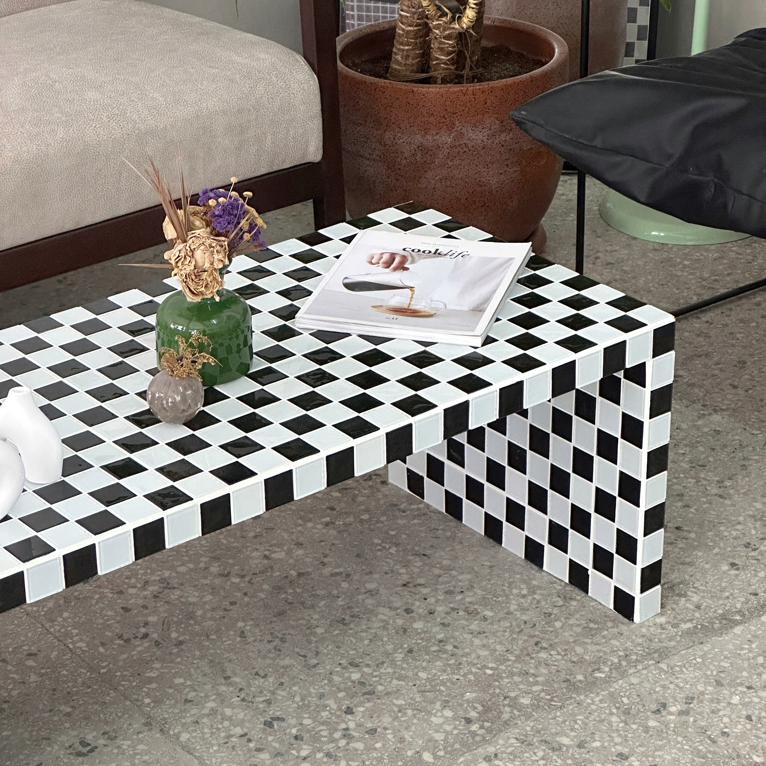 Vividus Coffee Table