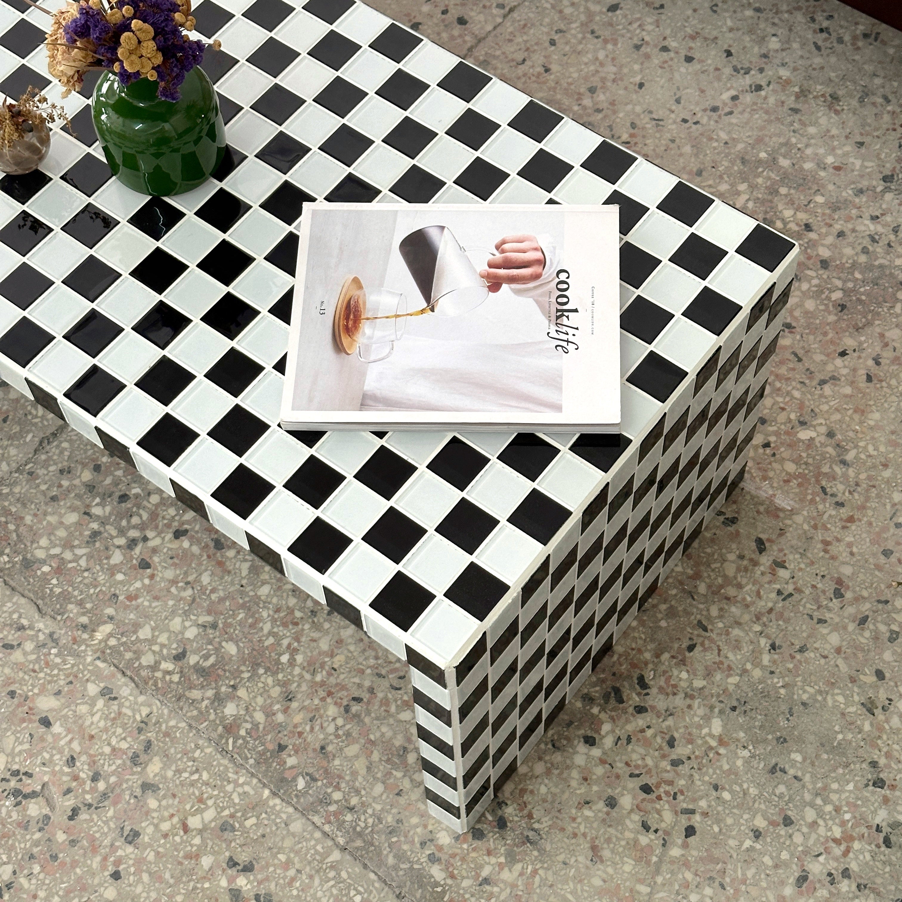 Vividus Coffee Table