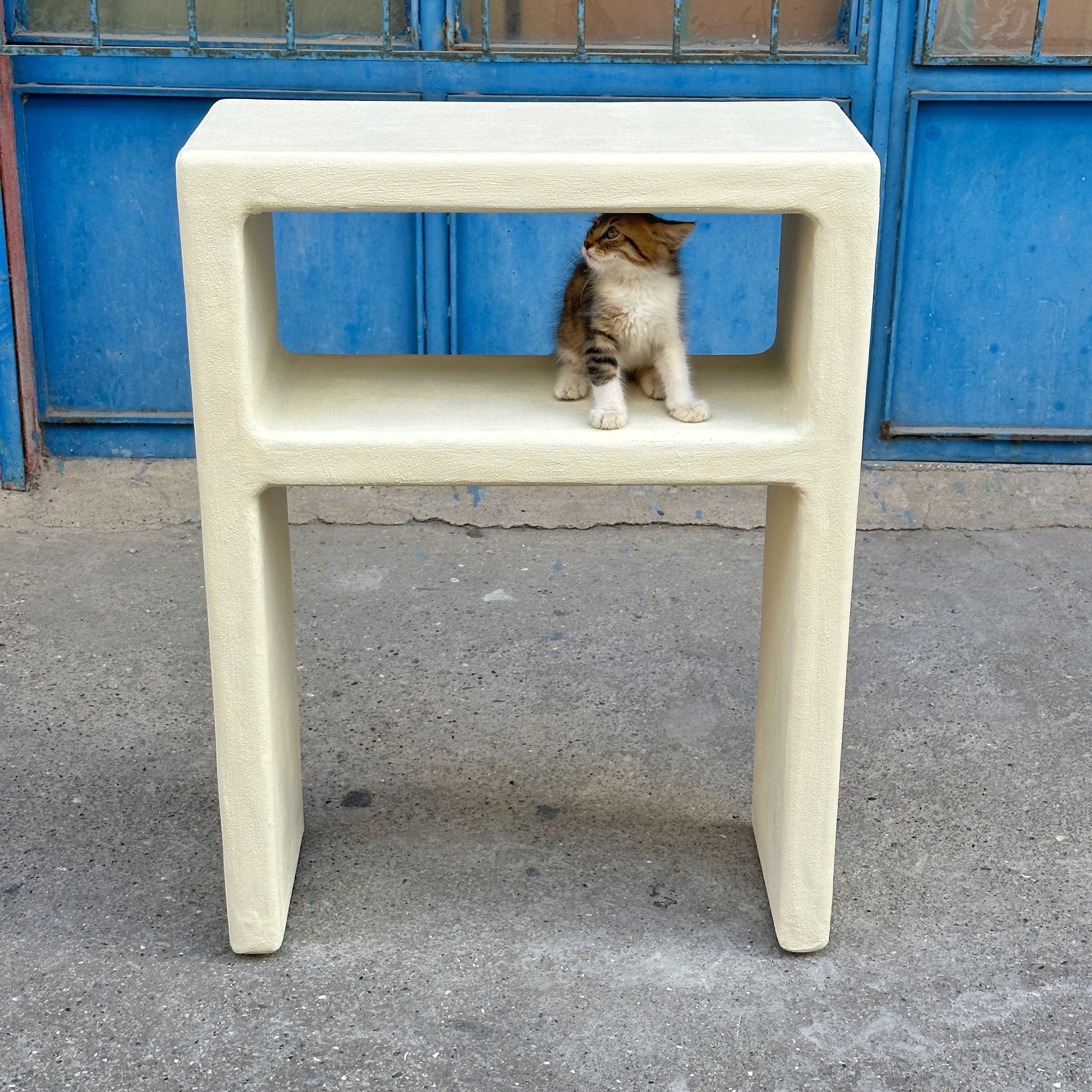 Luno Dresser