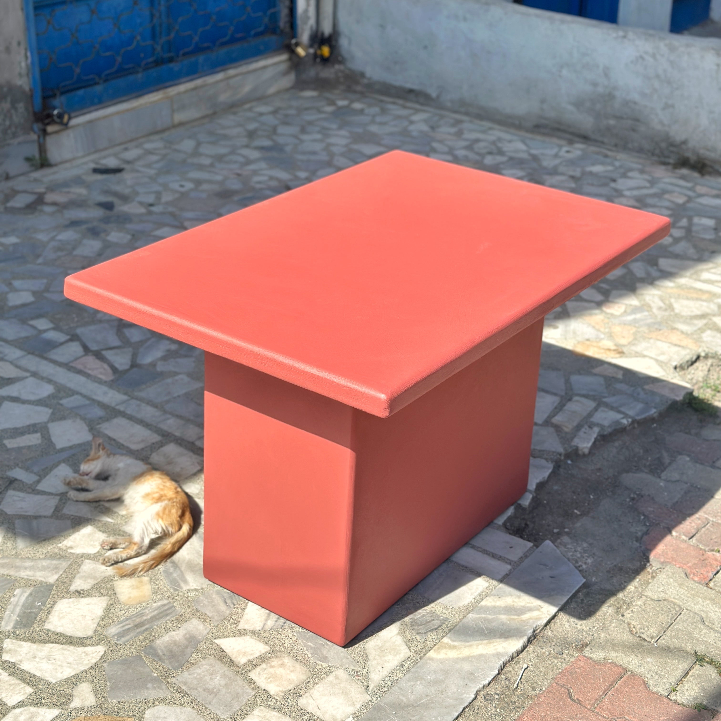 Luno Rectangular Table