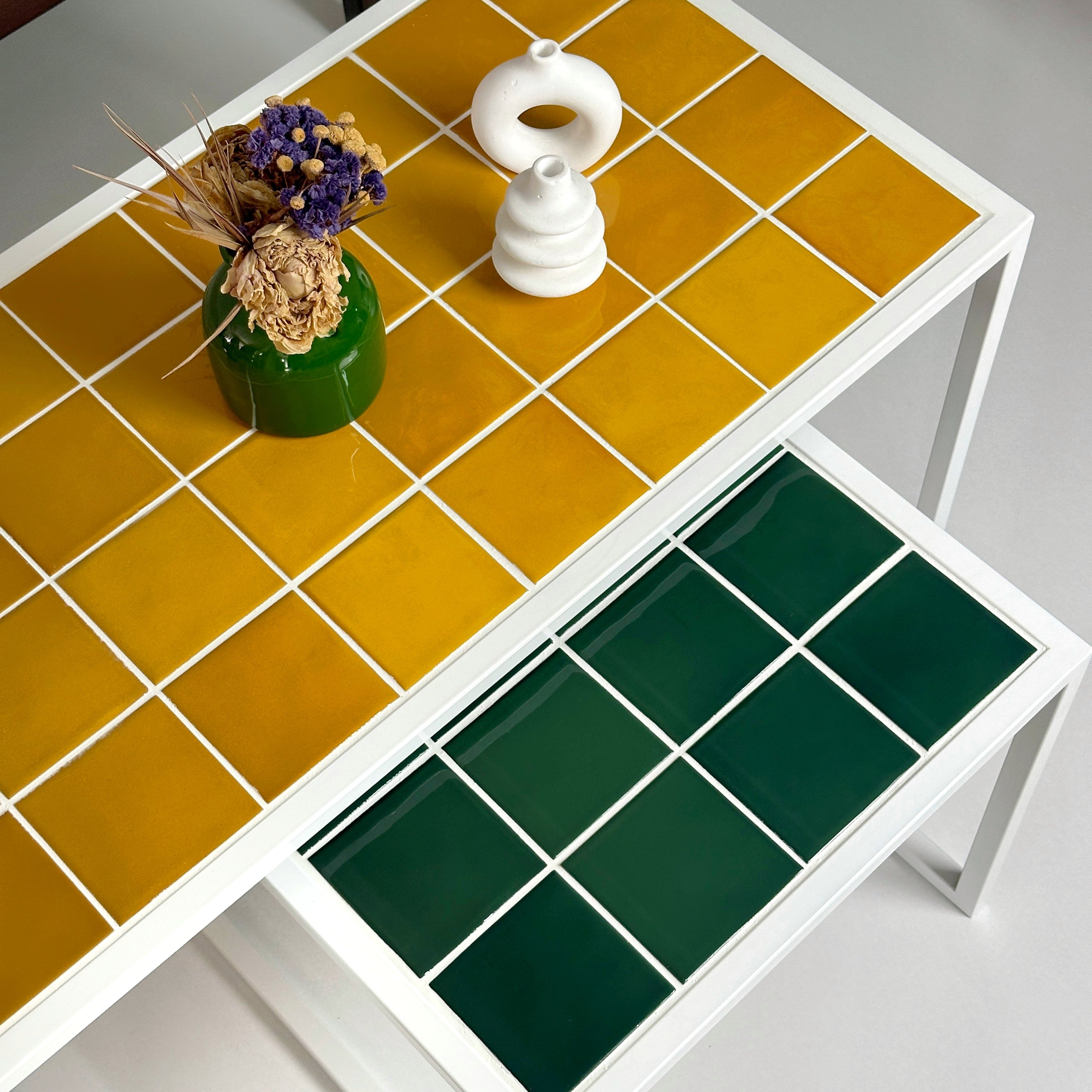 Retro-Mid Twin 2-Seat Coffee Table