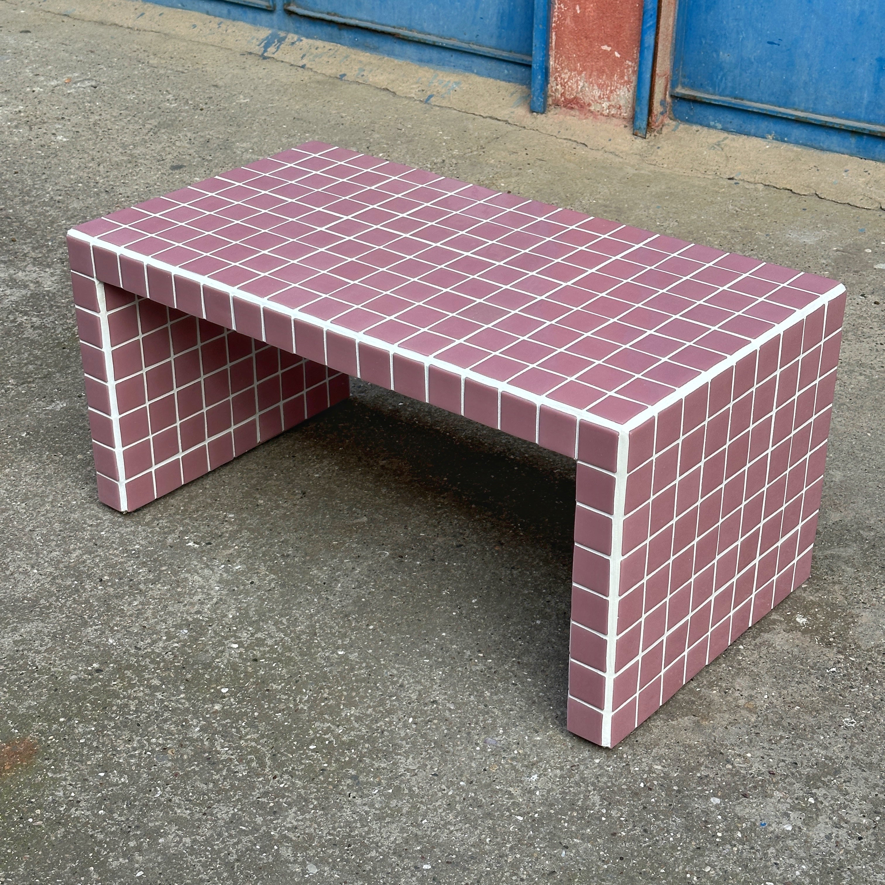 Vividus Coffee Table