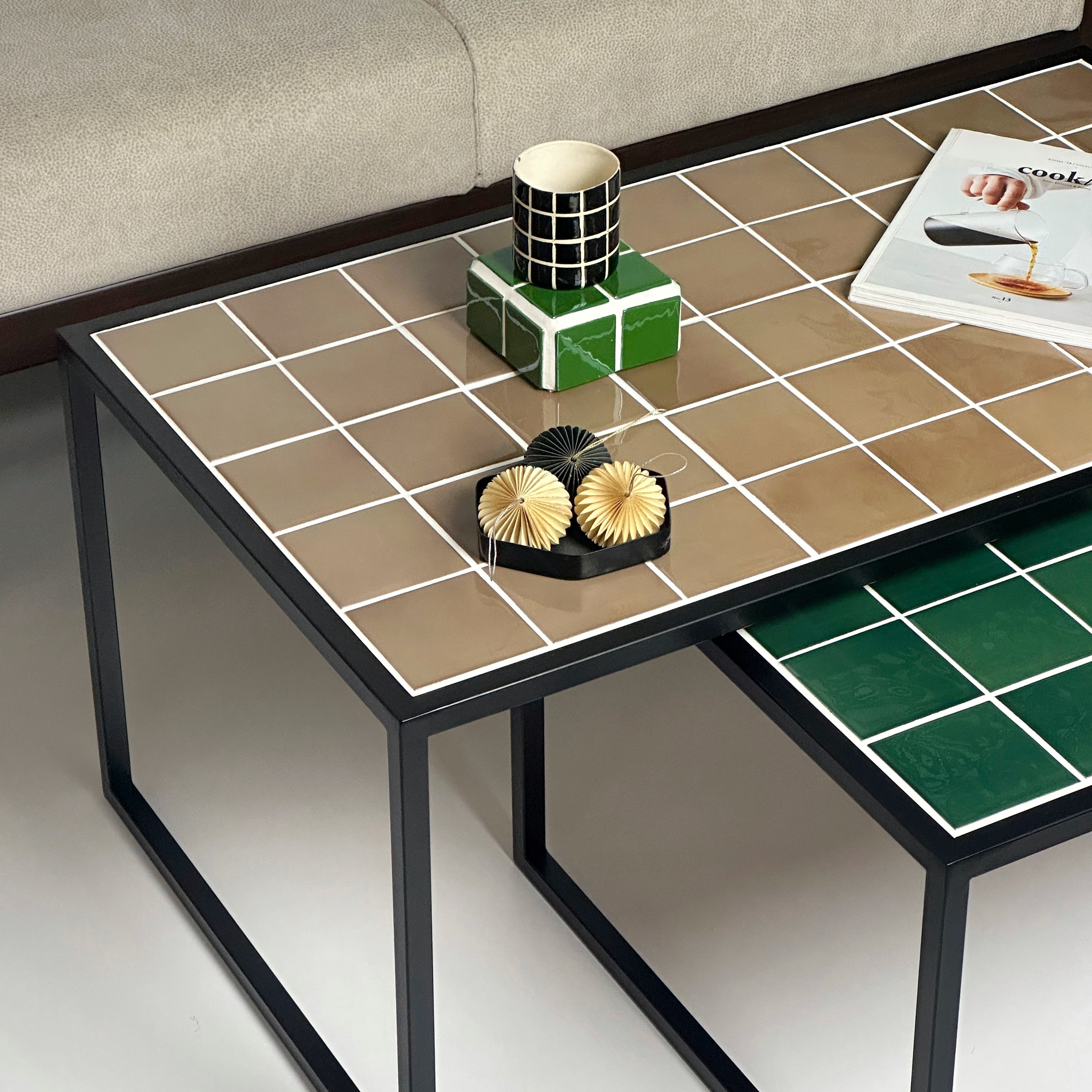 Retro-Mid Twin 2-Seat Coffee Table