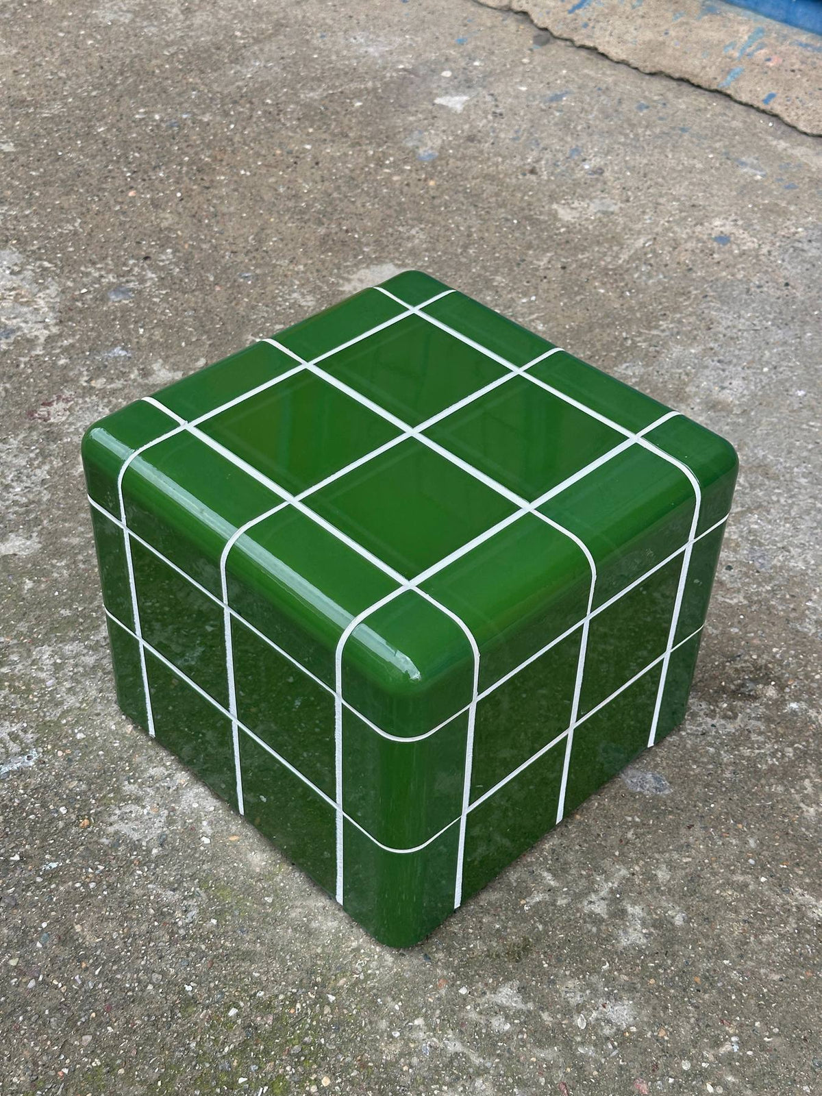 Mellow Kitchen Island in Emerald Green | Grid Design