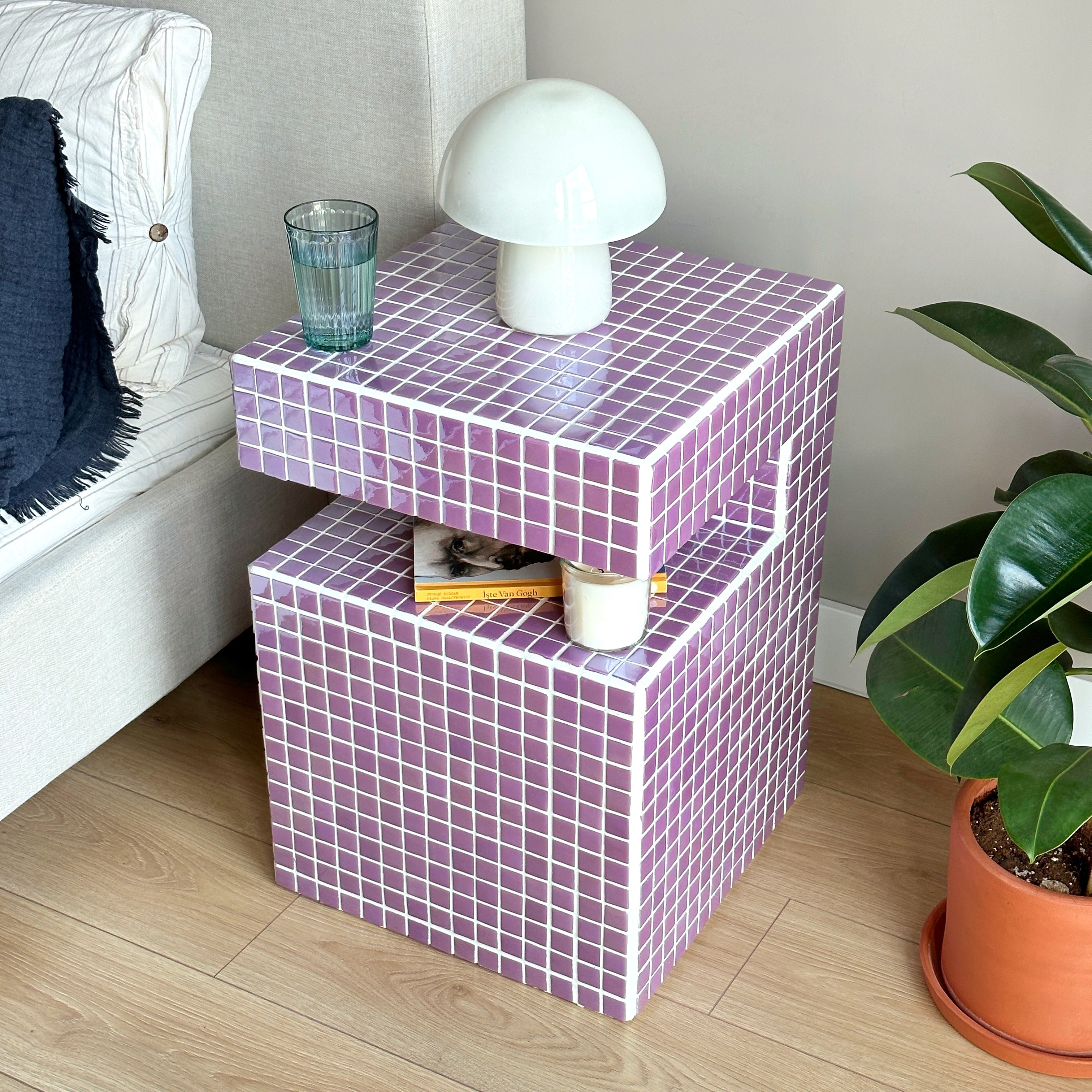 Minima Nightstand