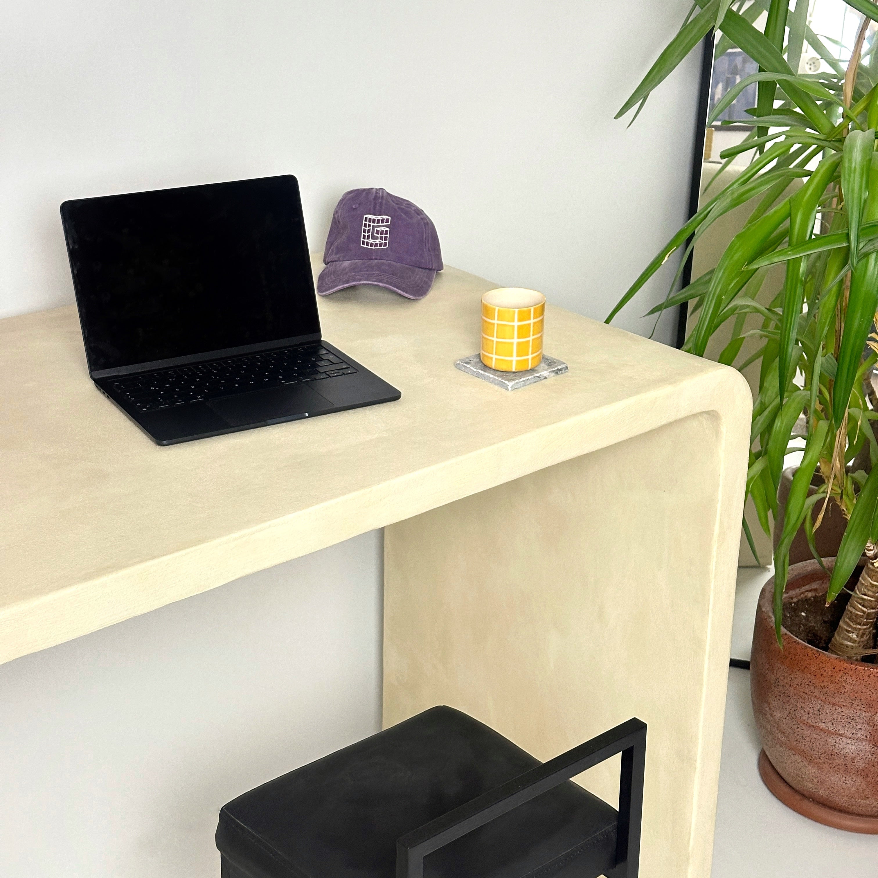 Orbit Bar Table