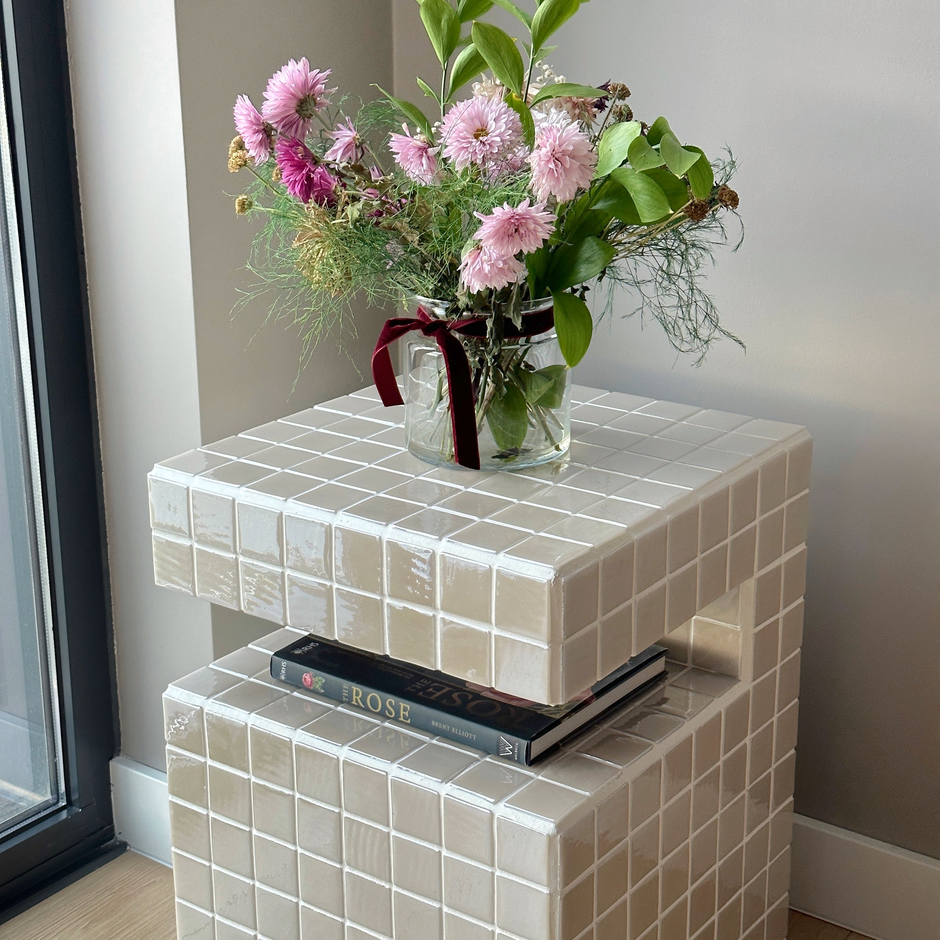 Minima Nightstand