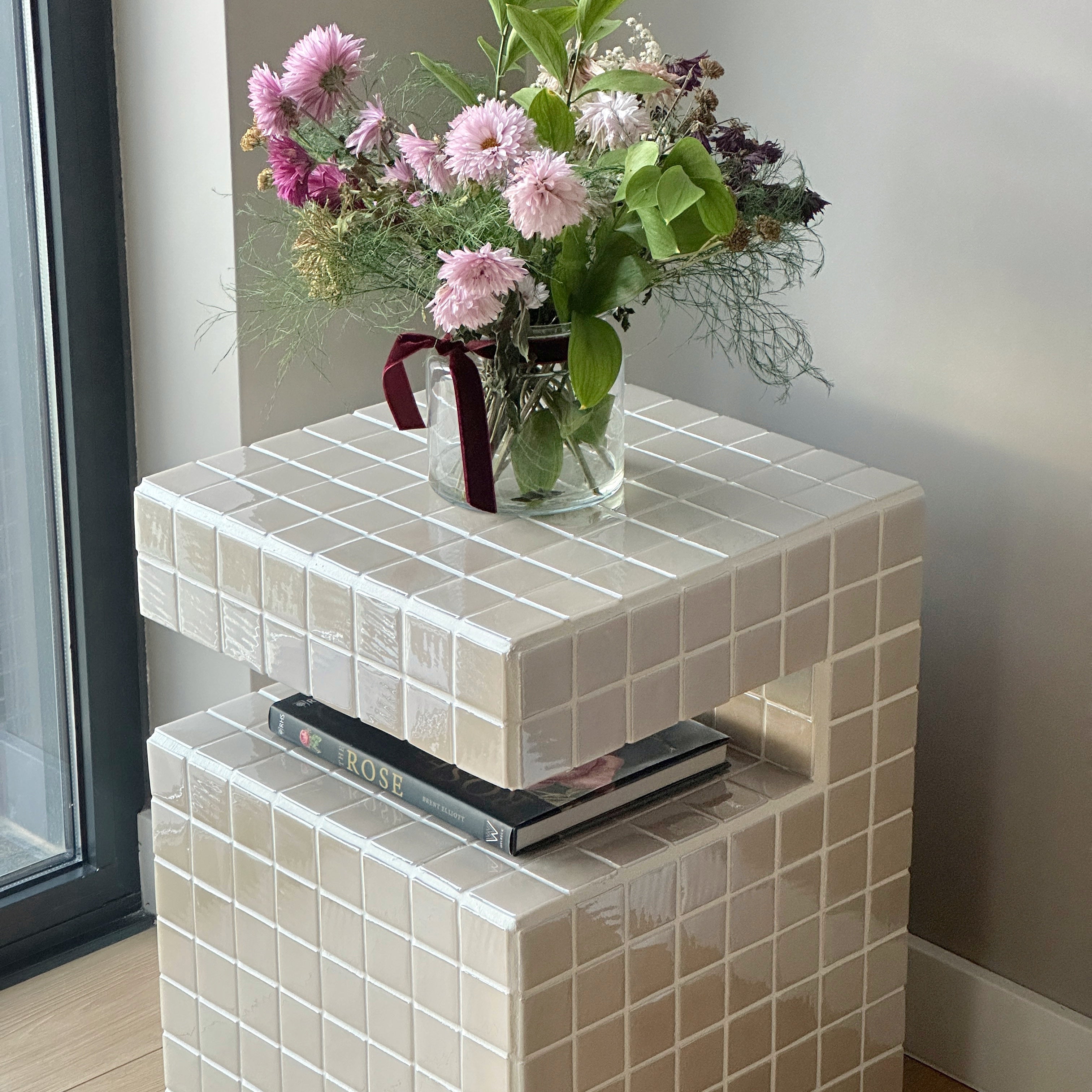 Minima Nightstand