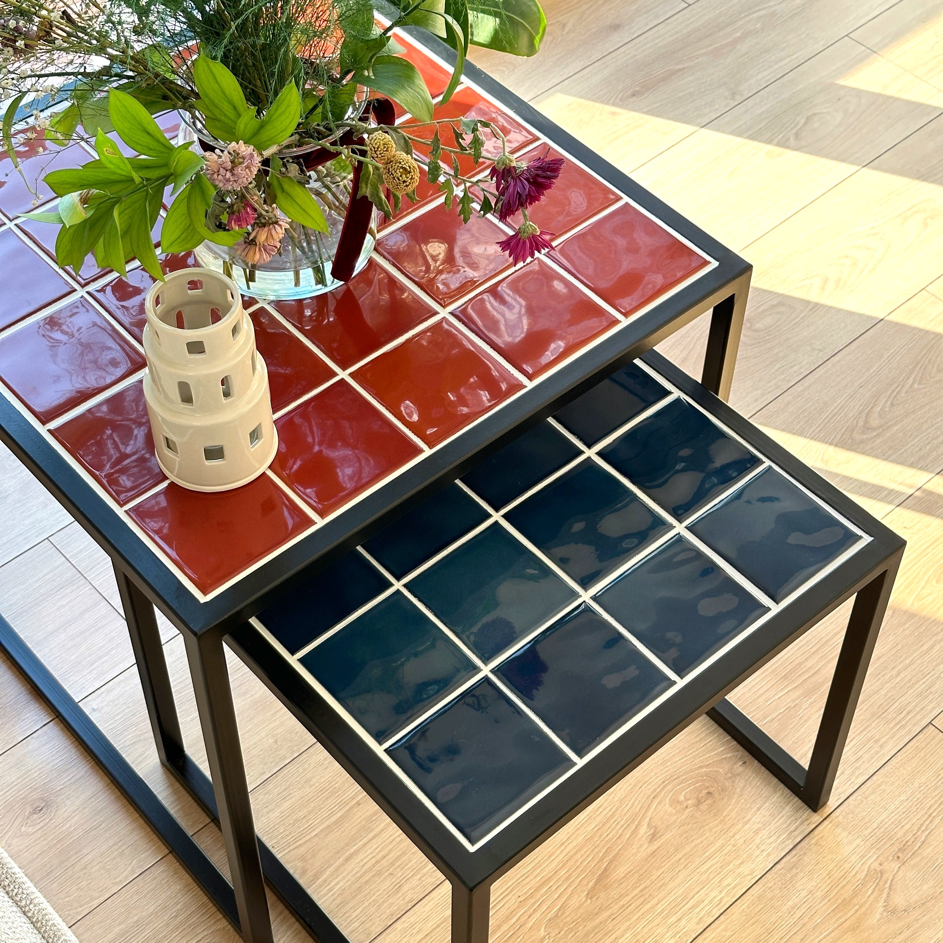 Retro-Twin Set of 2 Coffee Tables