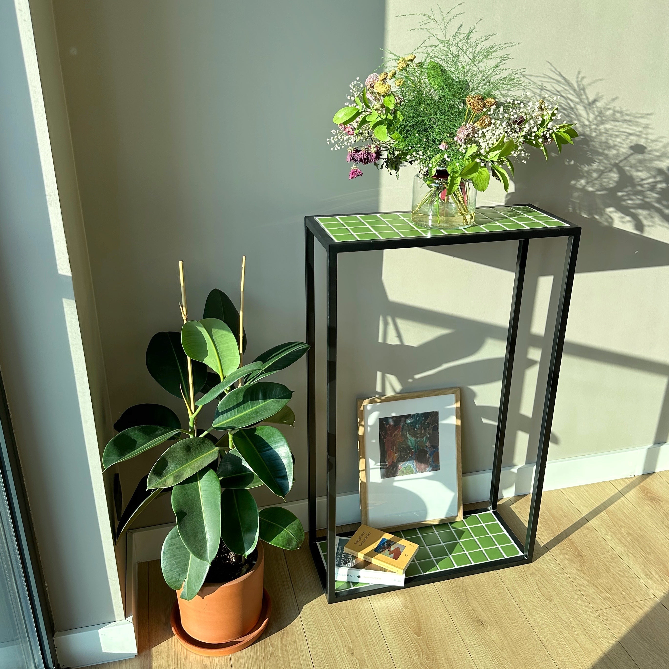 M-Quad Dresser