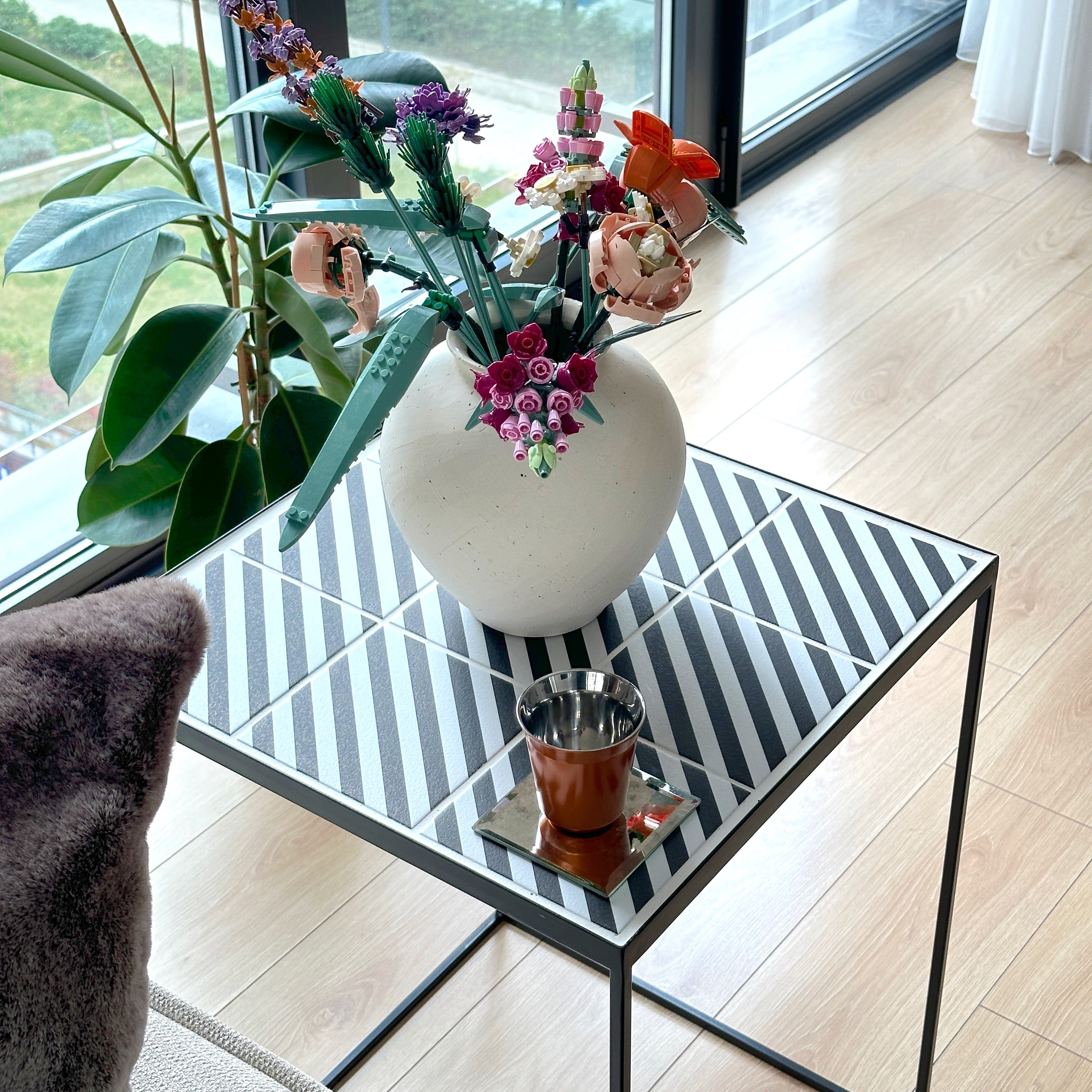 Elegance Side Table