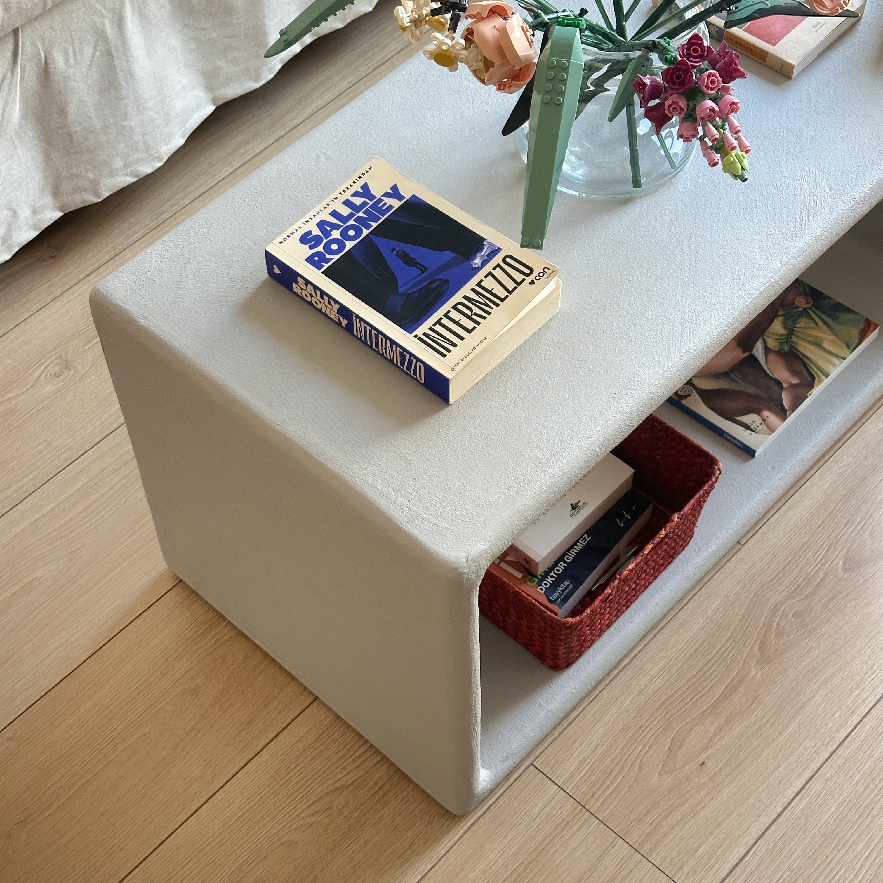 Luno Coffee Table
