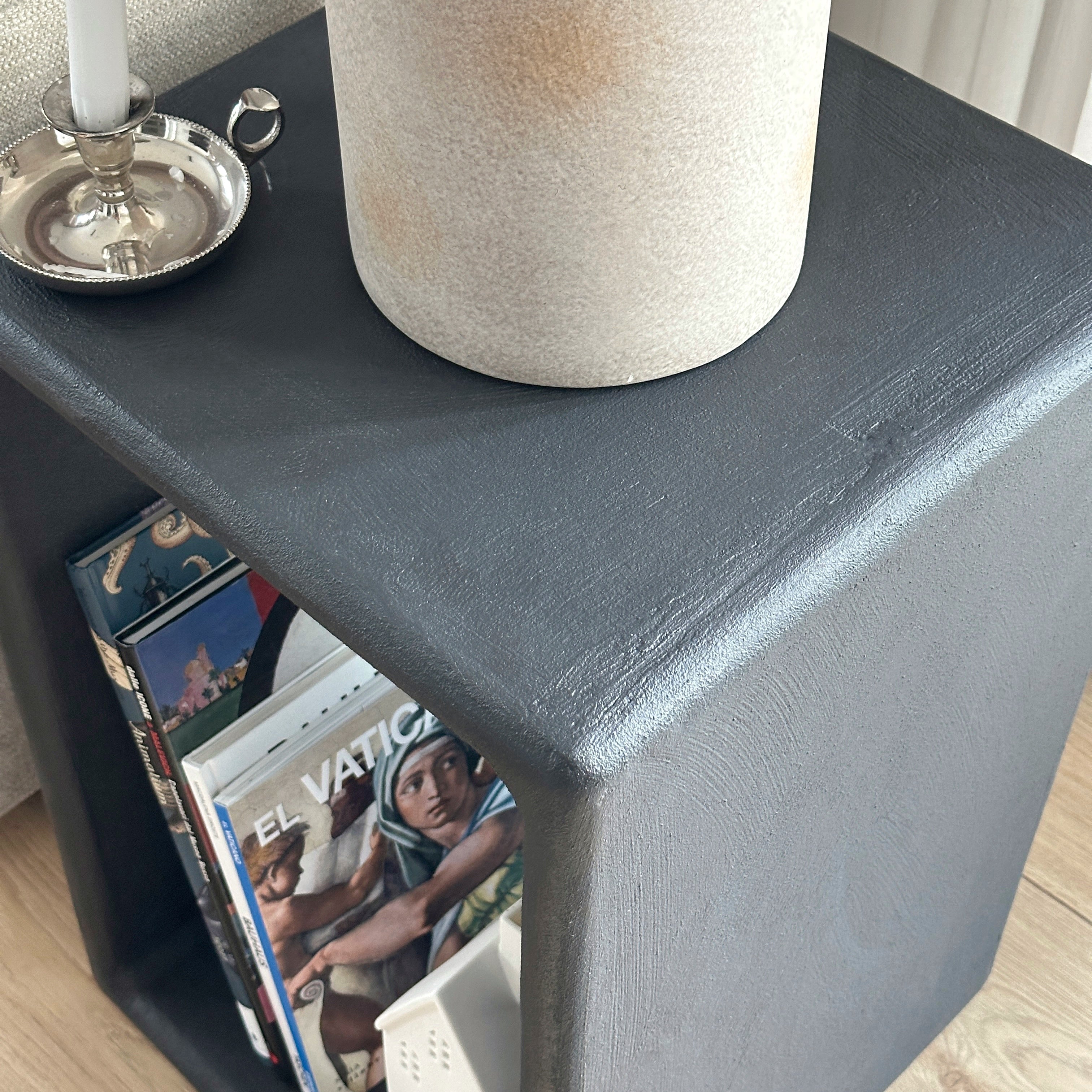Luno Side Table