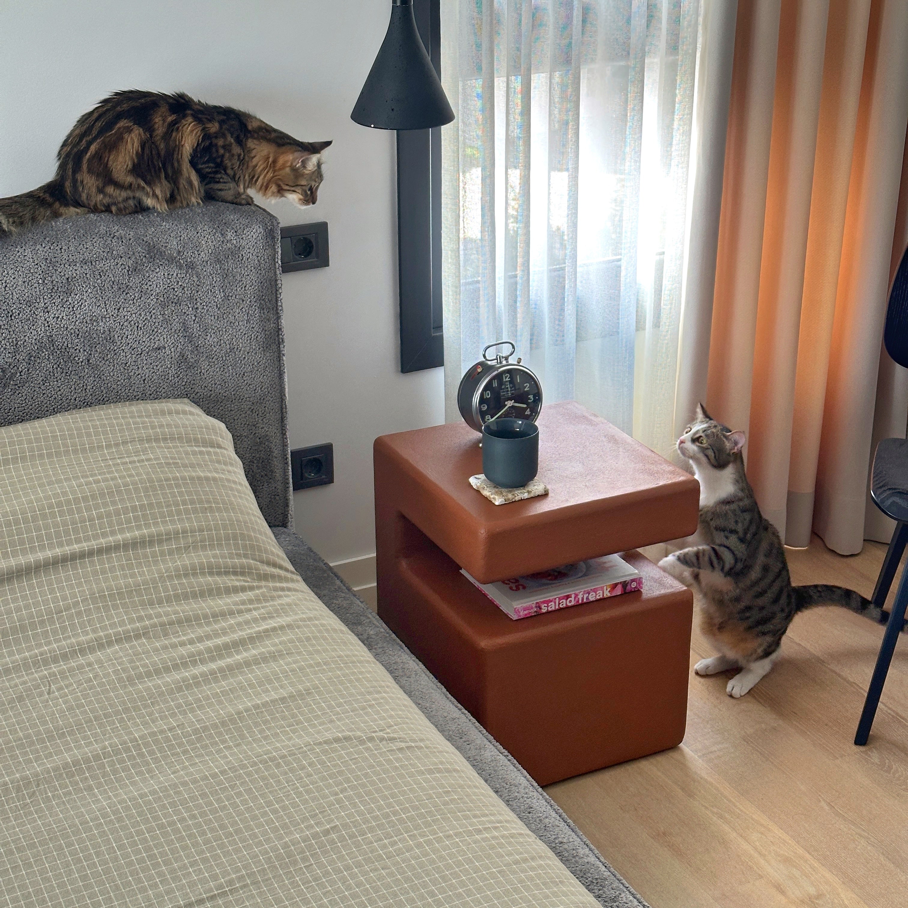 Luno Nightstand