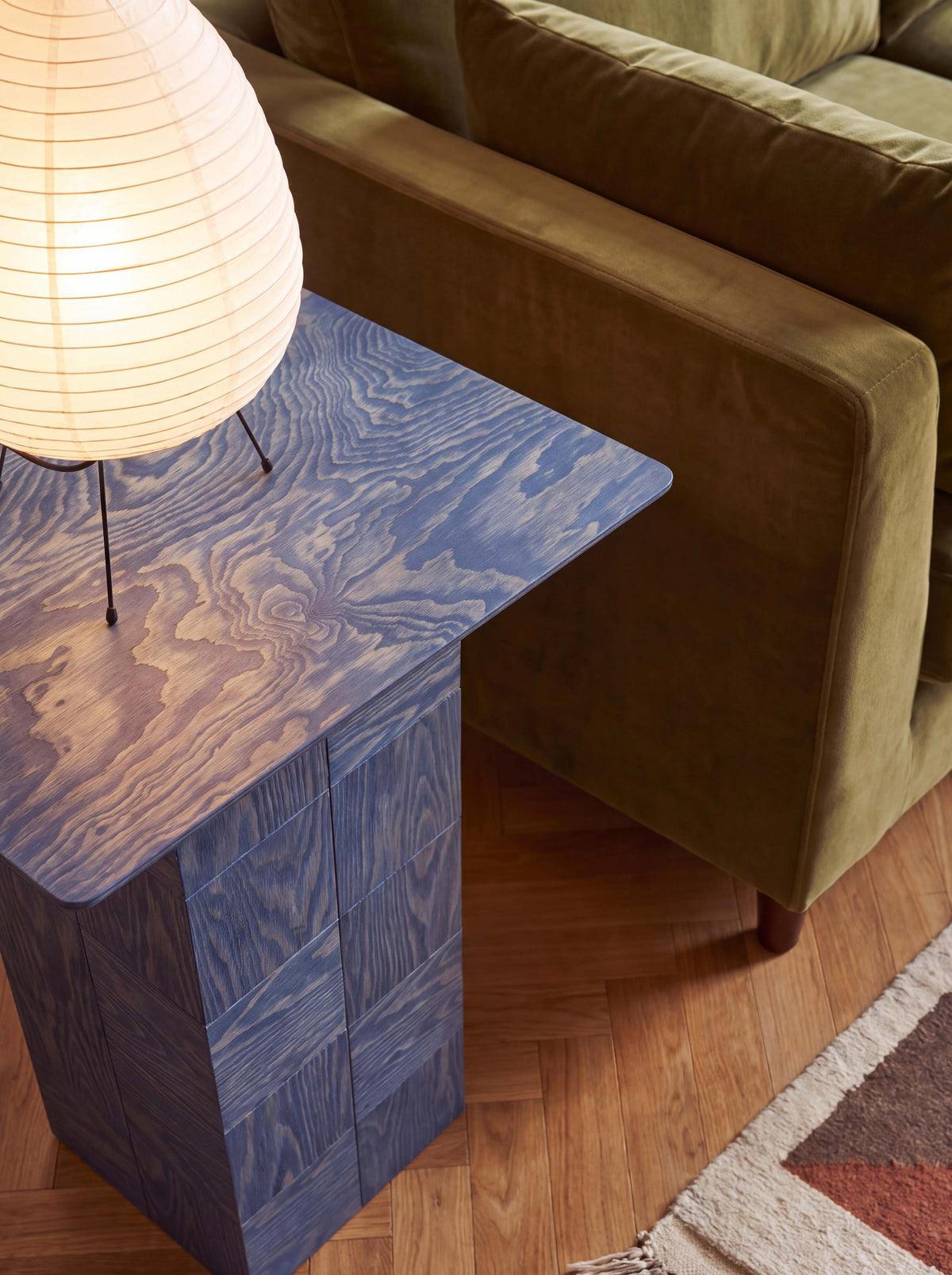 Tetra Modern End Table for Living Room | Grid Design