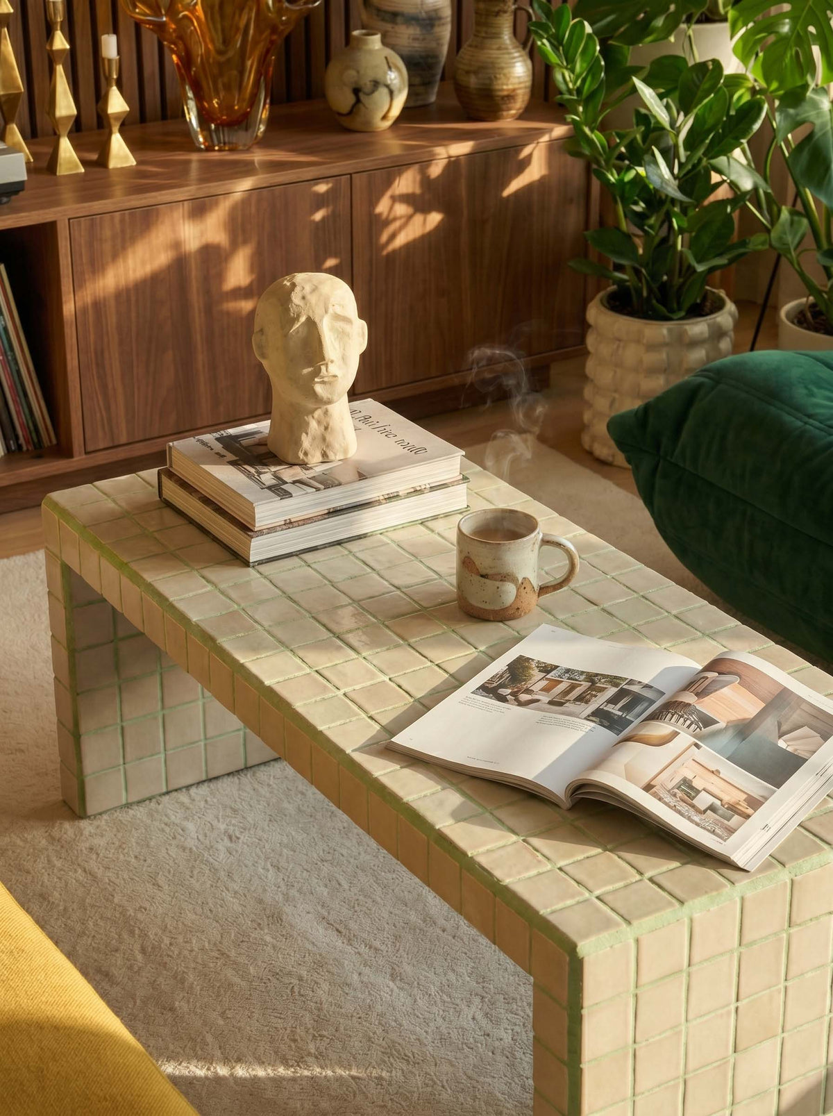 Vividus Coffee Table